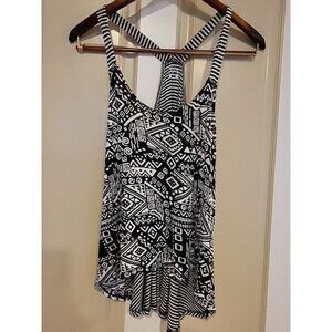Small decree black white Geometric Tribal Pattern racerback tank Top women’s S